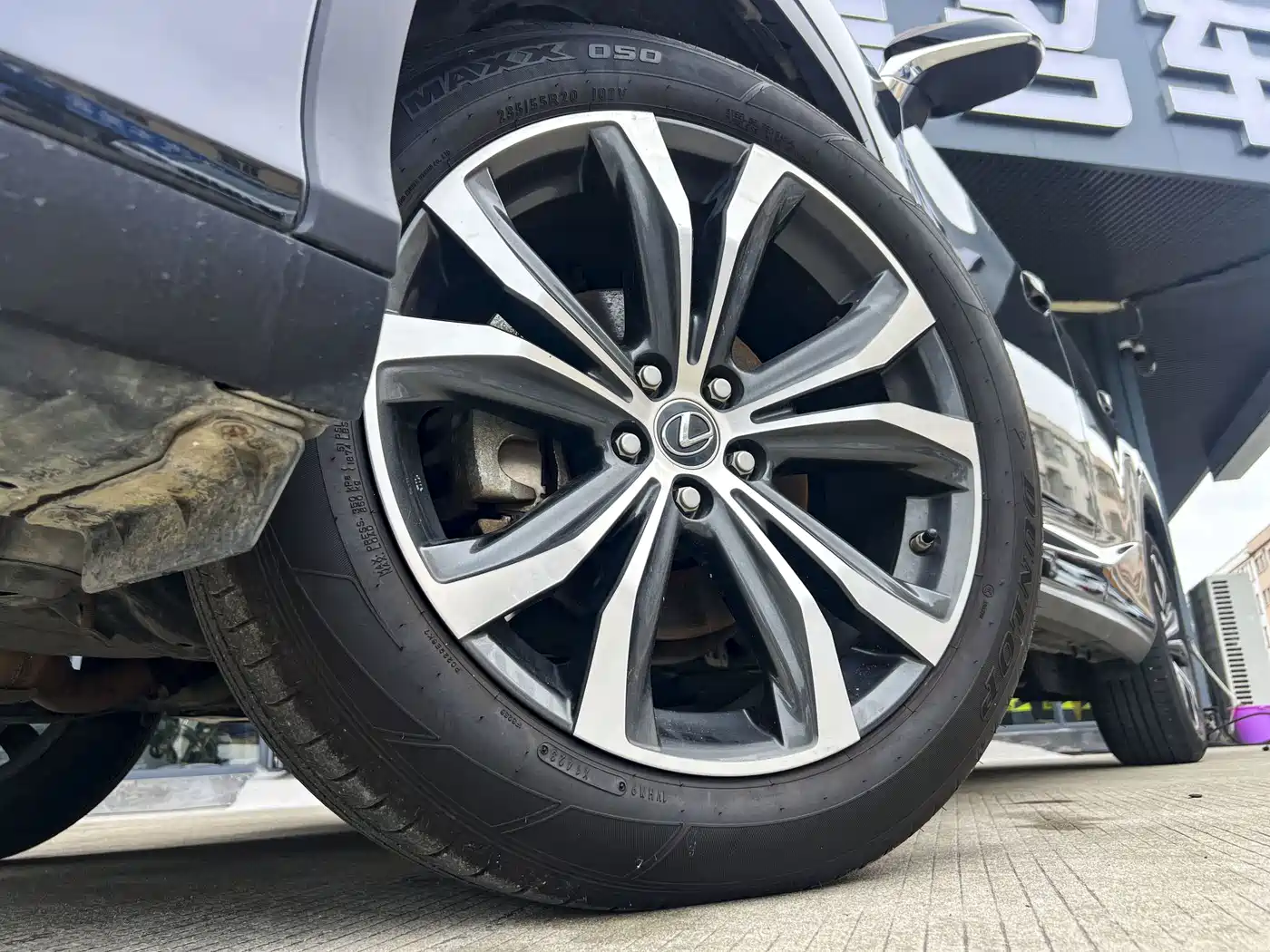 Фото 7 - Lexus RX