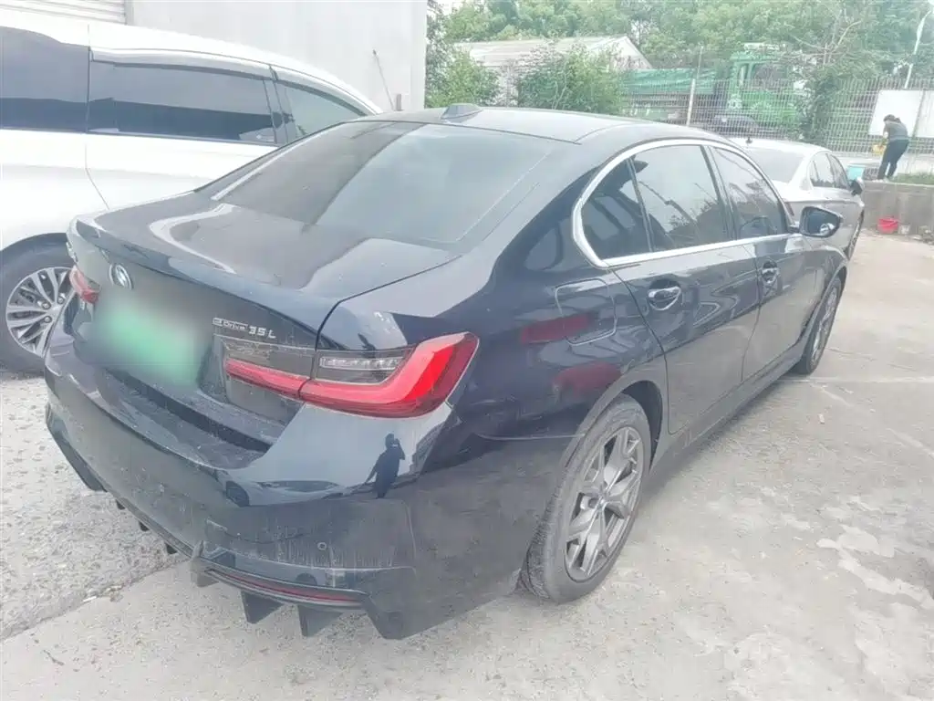 BMW i3 2024 eDrive 35 L фото 7