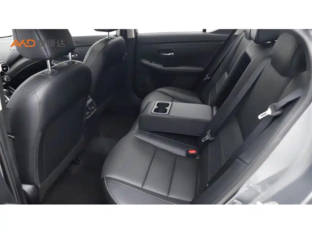 Nissan SYLPHY, миниатюра 7