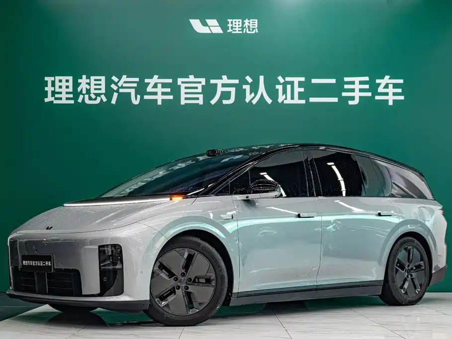 Li Auto Li i8 2026 2025 Standard Edition