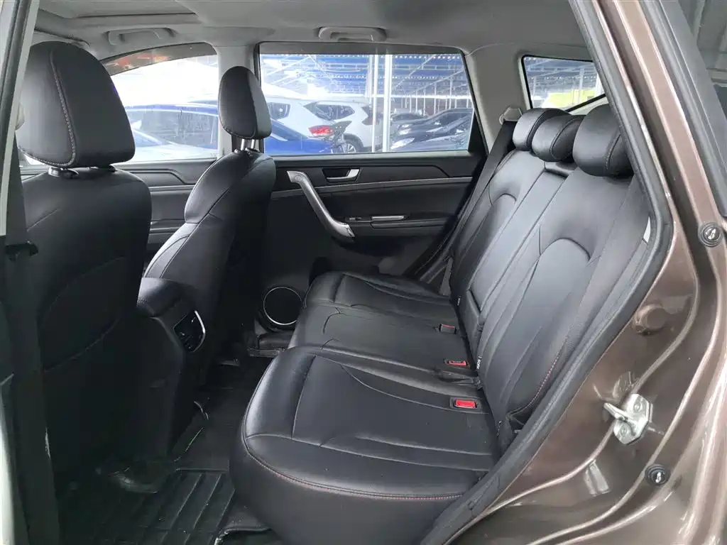Haval M6 2018 1.5T Manual 2WD Elite фото 17