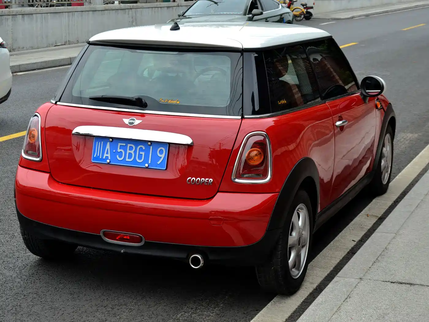 MINI MINI 2010 2010 1.6L COOPER Cheer