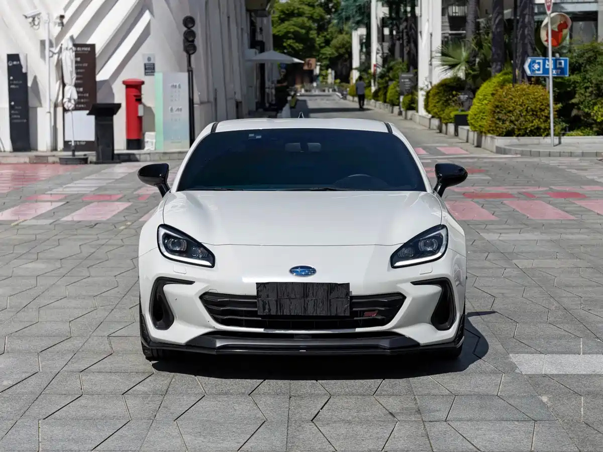 Subaru BRZ 2025 2.4L Manual EyeSight STI Sport фото 2