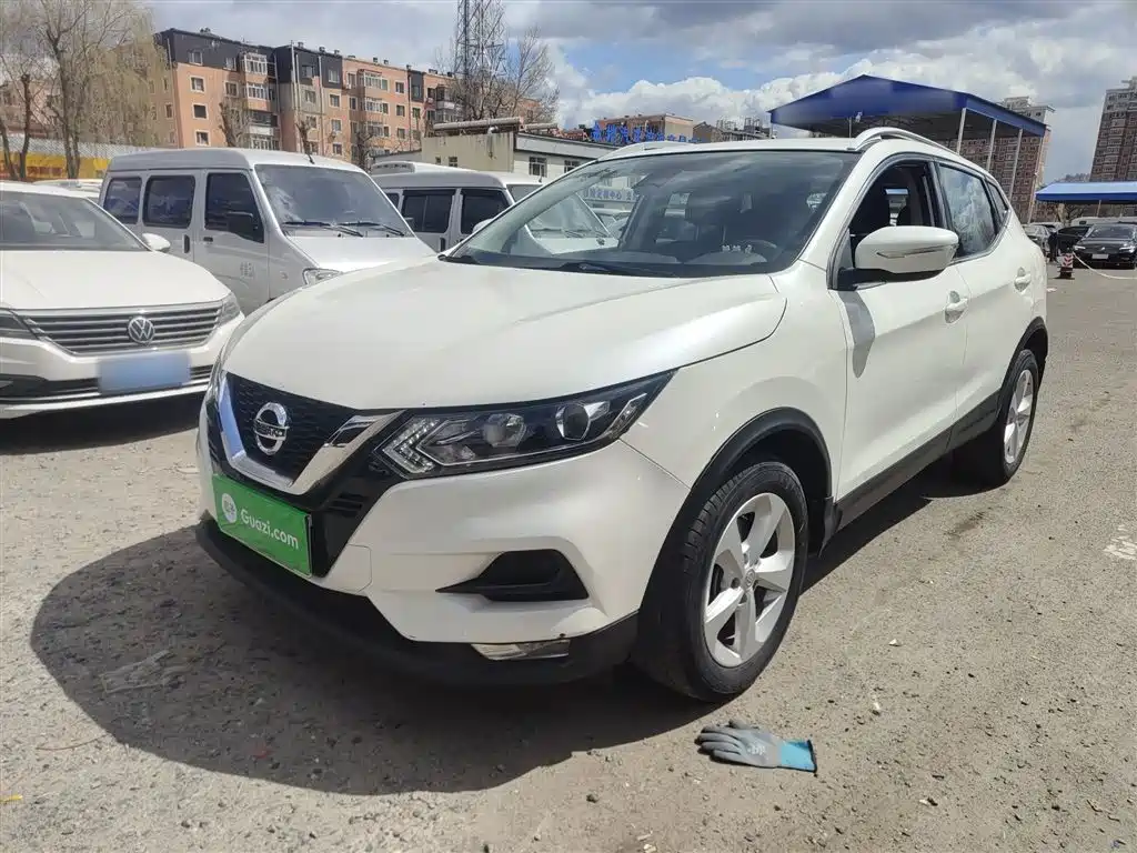 Nissan Qashqai 2021 2.0L CVT Smart Version