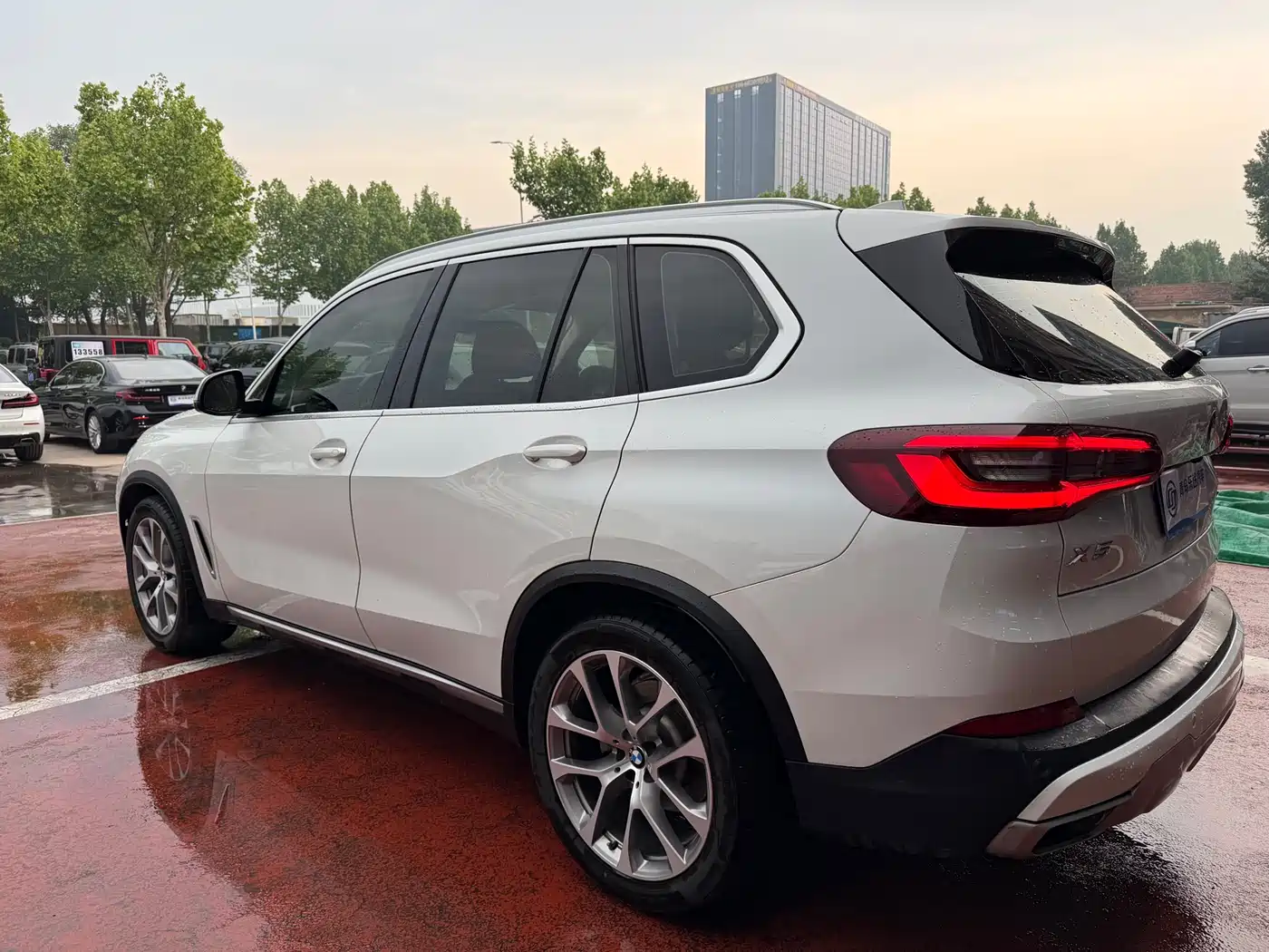 BMW X5 (Import) 2021 xDrive30i M Sport Package фото 4
