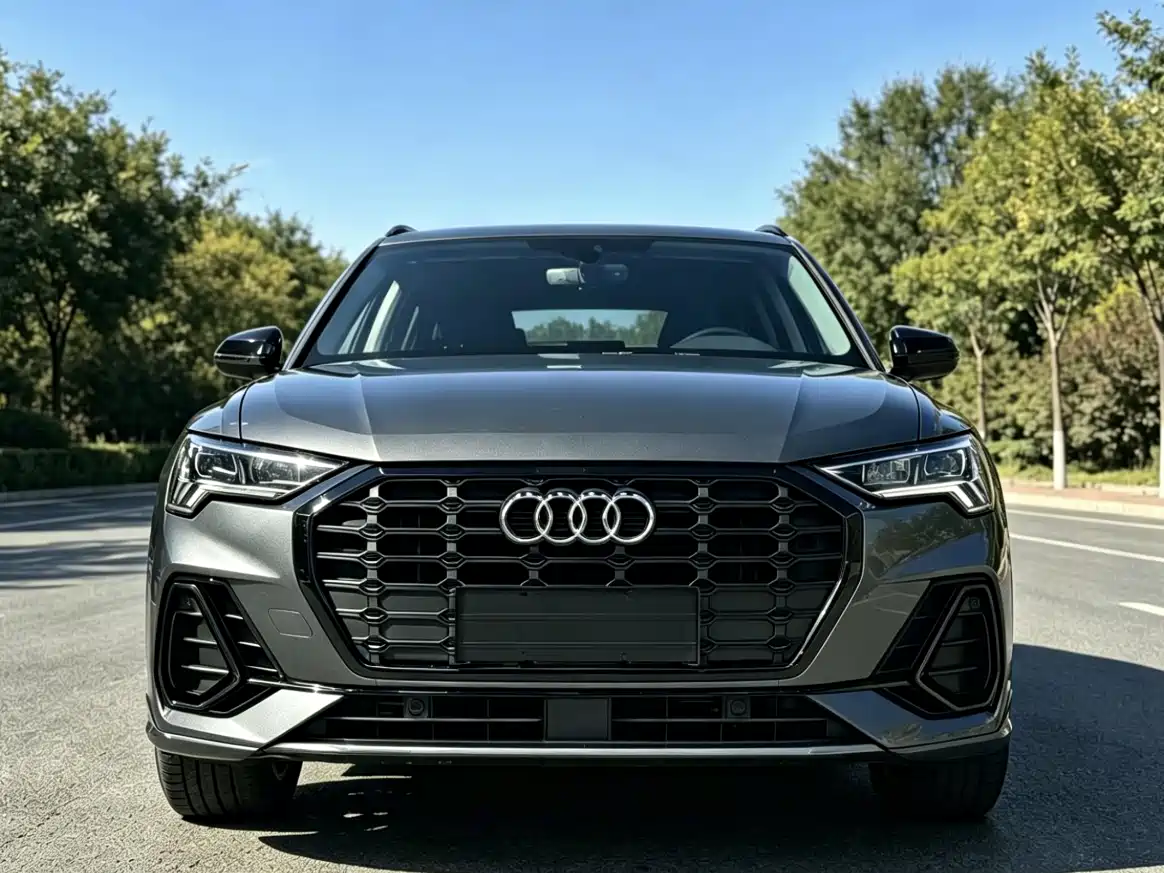 Audi Q3 2022 35 TFSI Fashion Dynamic фото 2