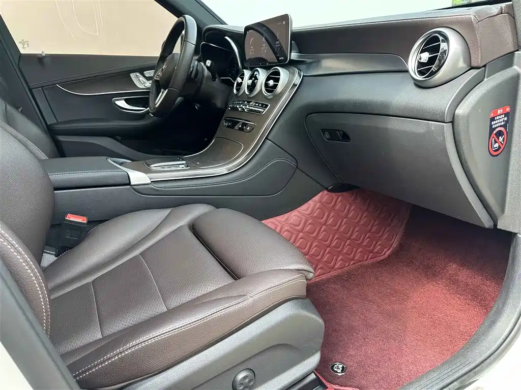 Mercedes-Benz GLC 2020 Facelift GLC 260 L 4MATIC Luxury фото 7