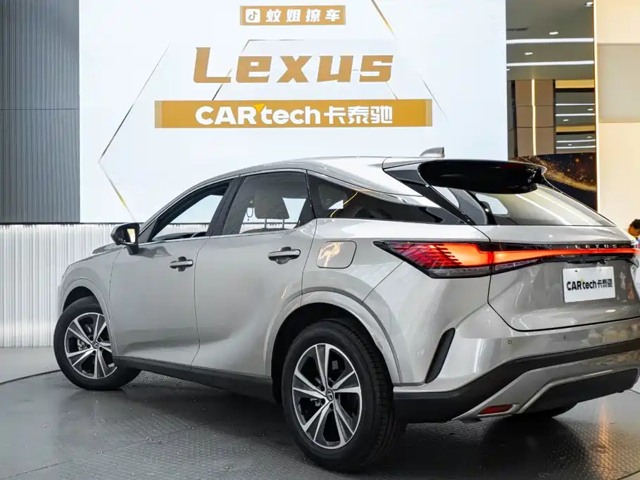 2025 Lexus RX