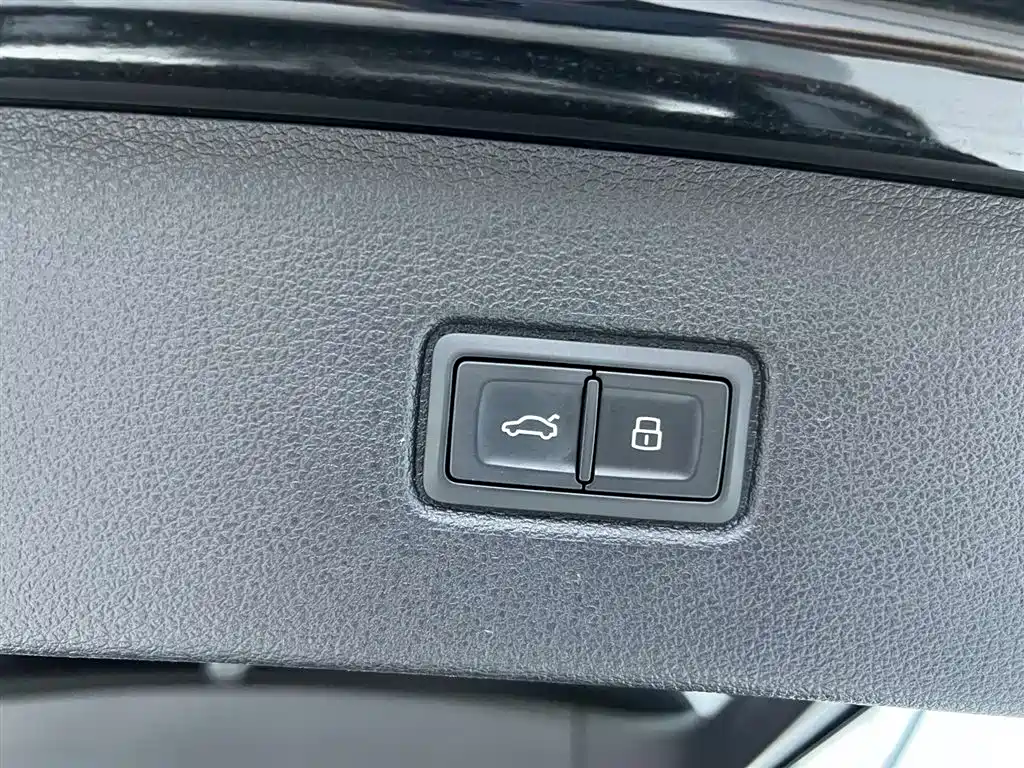 Audi Q7 2021 45 TFSI quattro S line Sport фото 14