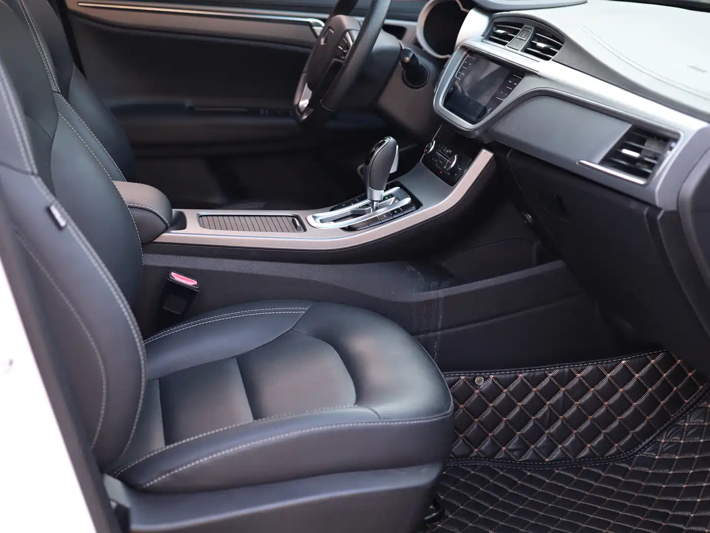 Geely Emgrand GL 2019 2018 1.8L DCT Elite Smart Connection