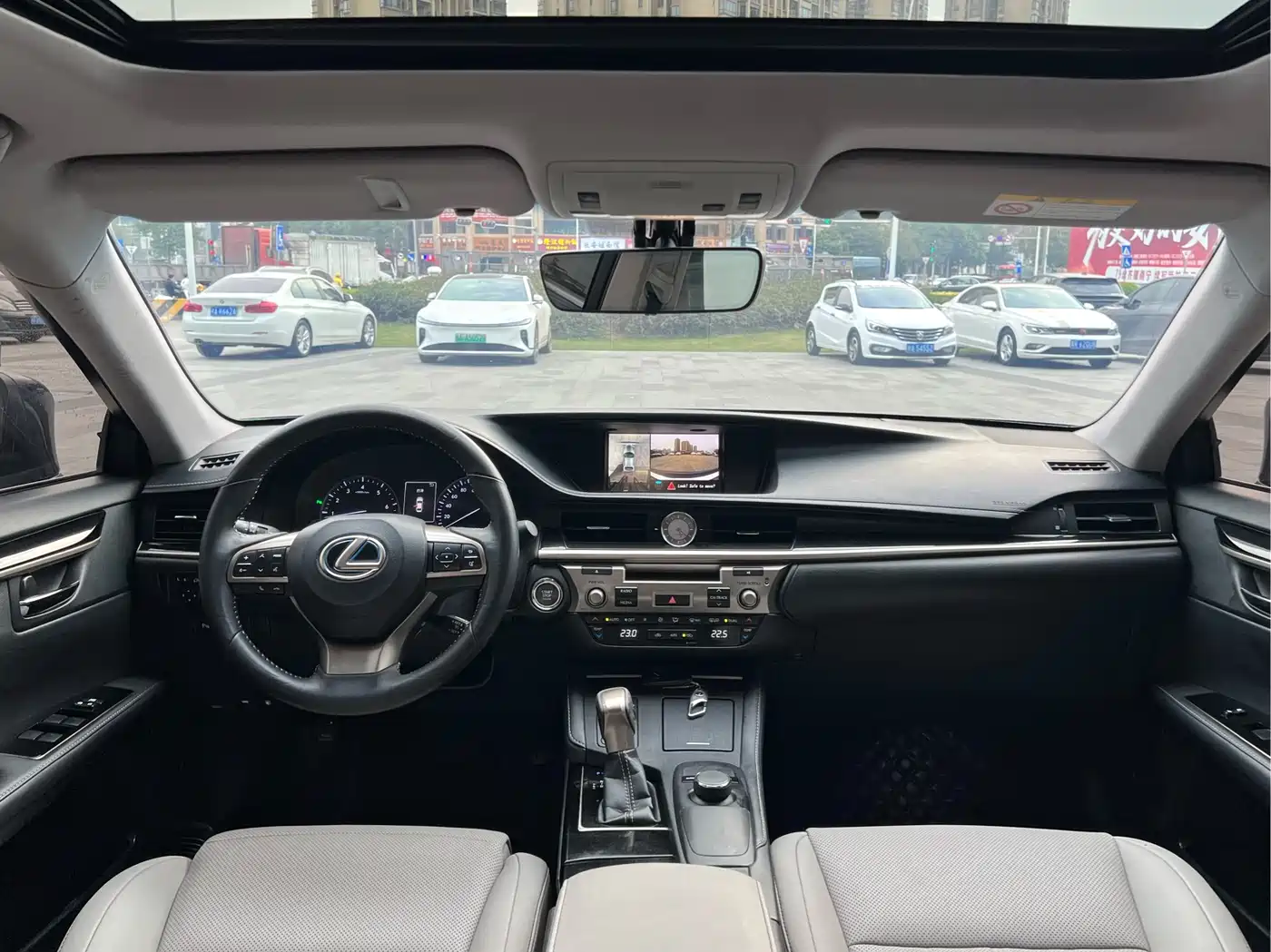 Lexus ES 2015 200 Elite Edition фото 7
