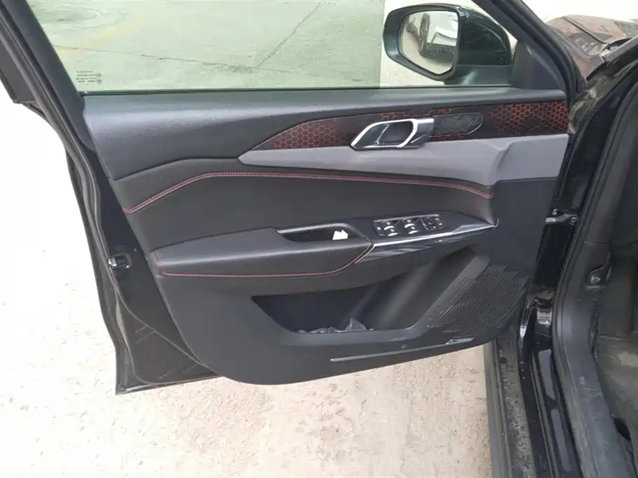 Lynk & Co 03 2018 1.5TD DCT Power Pro Version China V фото 7
