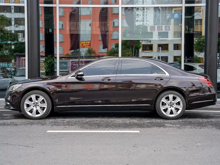 Mercedes-Benz S-Class 2019 S 350 L Premium Ultimate Edition фото 3