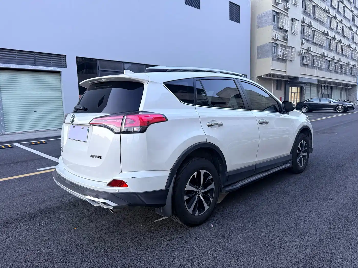 Toyota RAV4 Rongfang 2016 2.0L CVT 2WD Smart (China V) фото 9