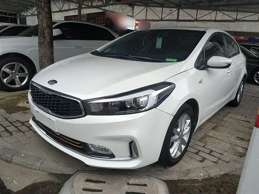 Kia K3 2016 1.6L Automatic GLS фото 2
