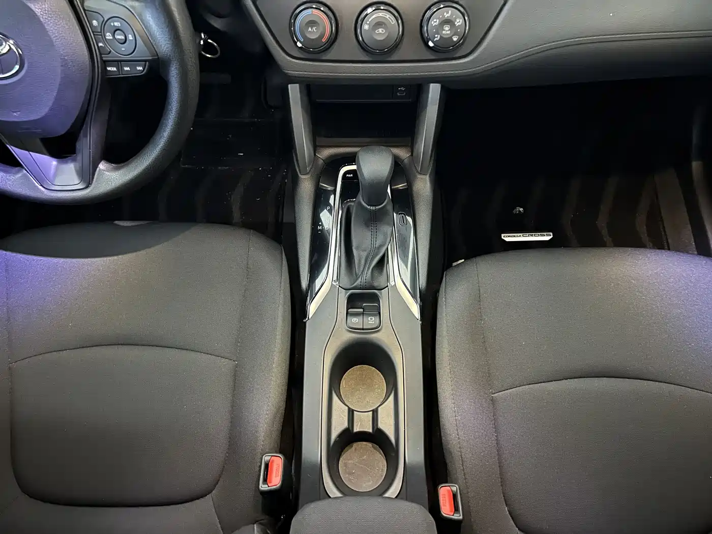 Toyota Corolla Cross 2023 2.0L Pioneer Edition фото 20