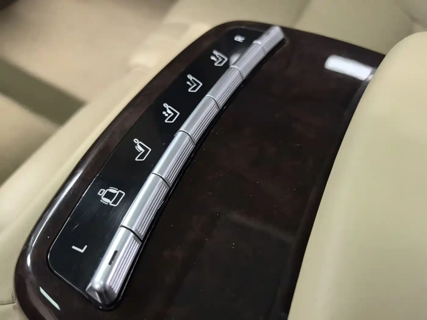 Mercedes-Benz S-Class 2010 S 600 L фото 14