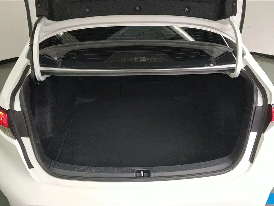 Toyota Levin 2022 Facelift TNGA 1.5L CVT Progressive Edition фото 4