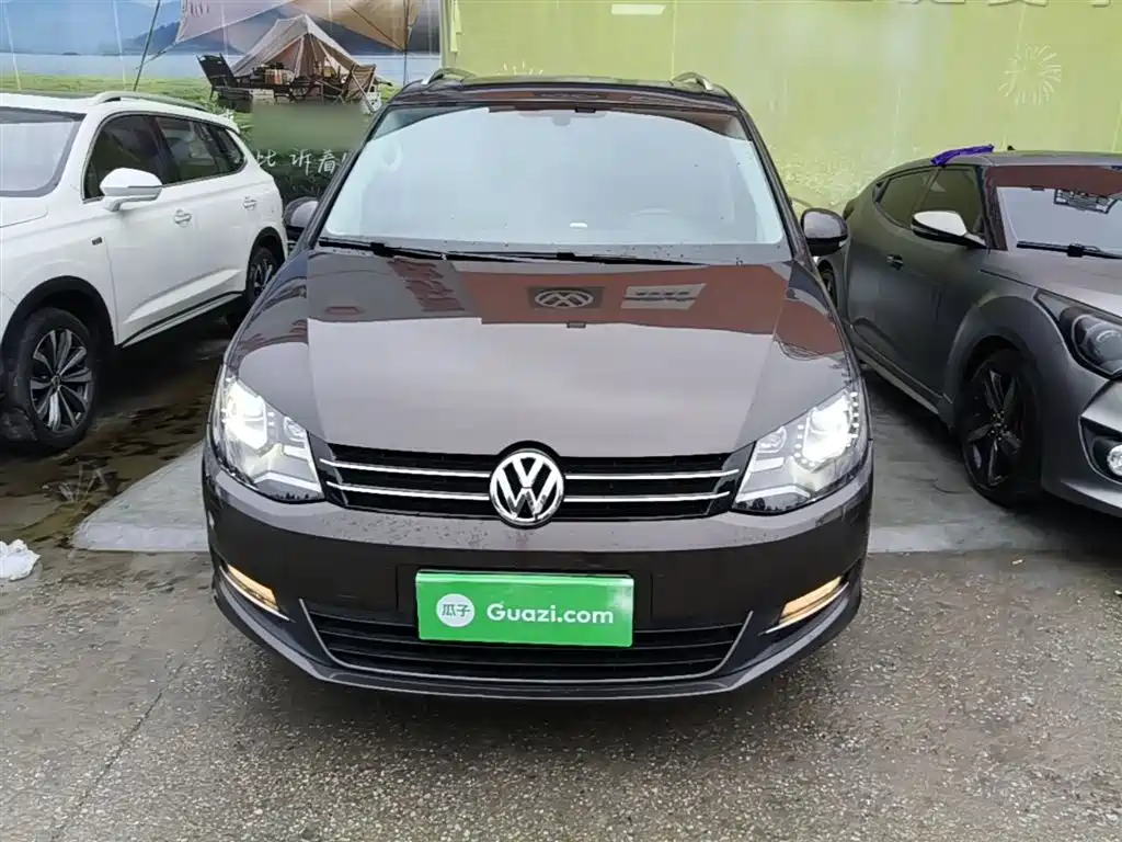 Volkswagen Sharan 2014 2.0TSI Luxury фото 3