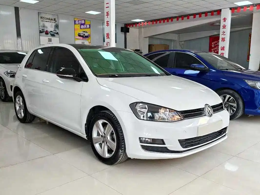Volkswagen Golf 2016 1.6L Automatic Comfort фото 3