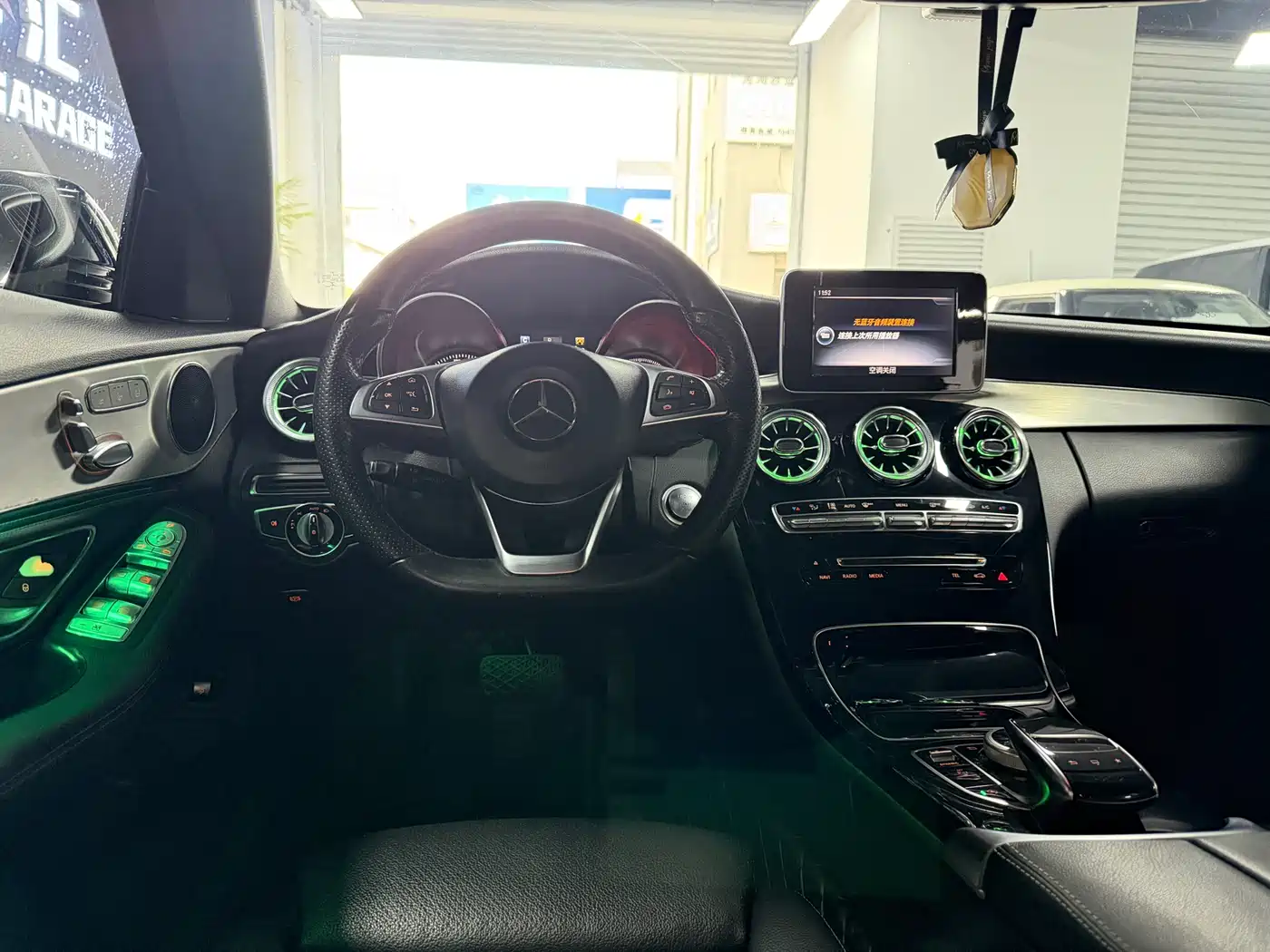 Mercedes-Benz C-Class 2016 C 200 Sport фото 7