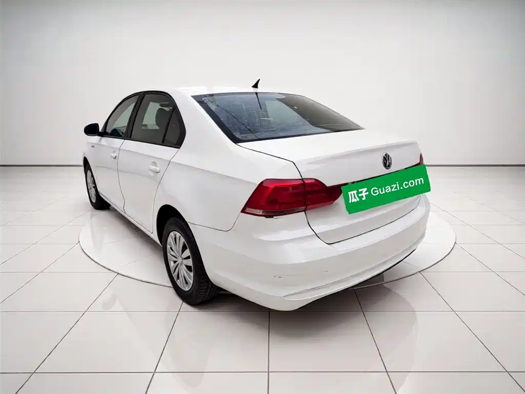 Volkswagen Santana 2016 1.6L Manual Trend Edition фото 13