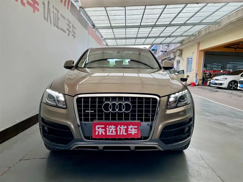 Audi Q5 2012 2.0TFSI Luxury фото 2