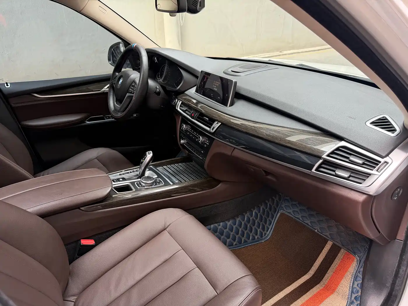 BMW X5 (Import) 2015 Model xDrive35i China Limited Edition фото 10
