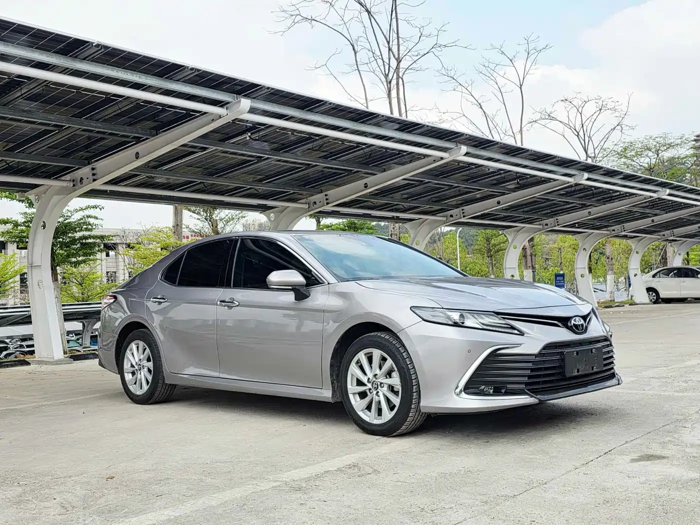 Toyota Camry 2021 2.0G Luxury Edition фото 21
