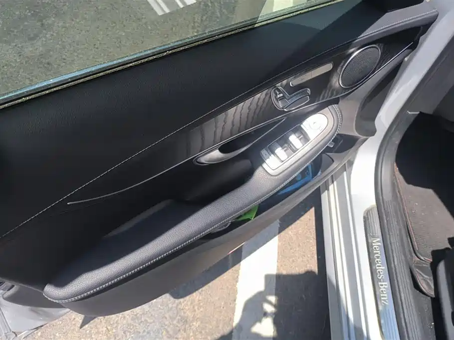 Mercedes-Benz C-Class 2017 Facelift C 200 L Sport Edition фото 7