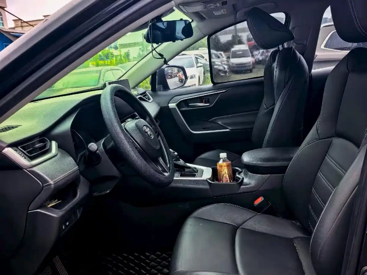 Toyota Wildlander 2020 2020 2.0L CVT 2WD Luxury Edition