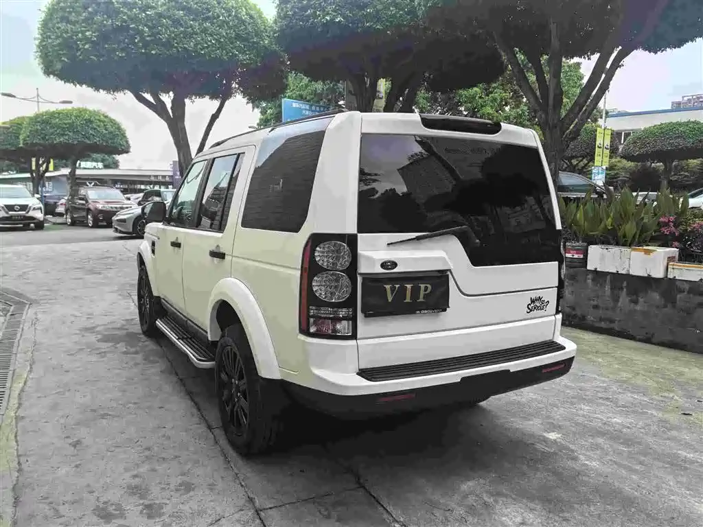 Land Rover Discovery 2014 3.0 SDV6 HSE Diesel фото 6