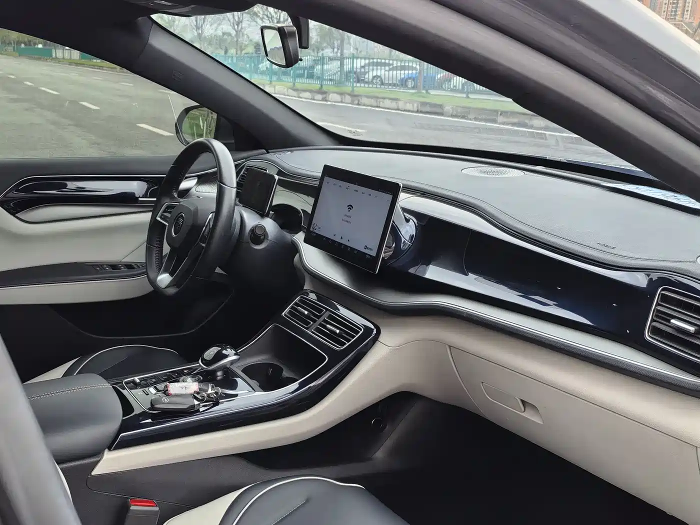 BYD Qin PLUS 2021 DM-i 55KM Flagship фото 16