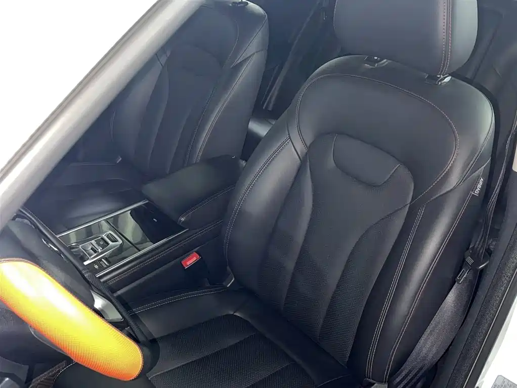 Changan CS75 2021 2021 Glory Million Edition 280T DCT Luxury