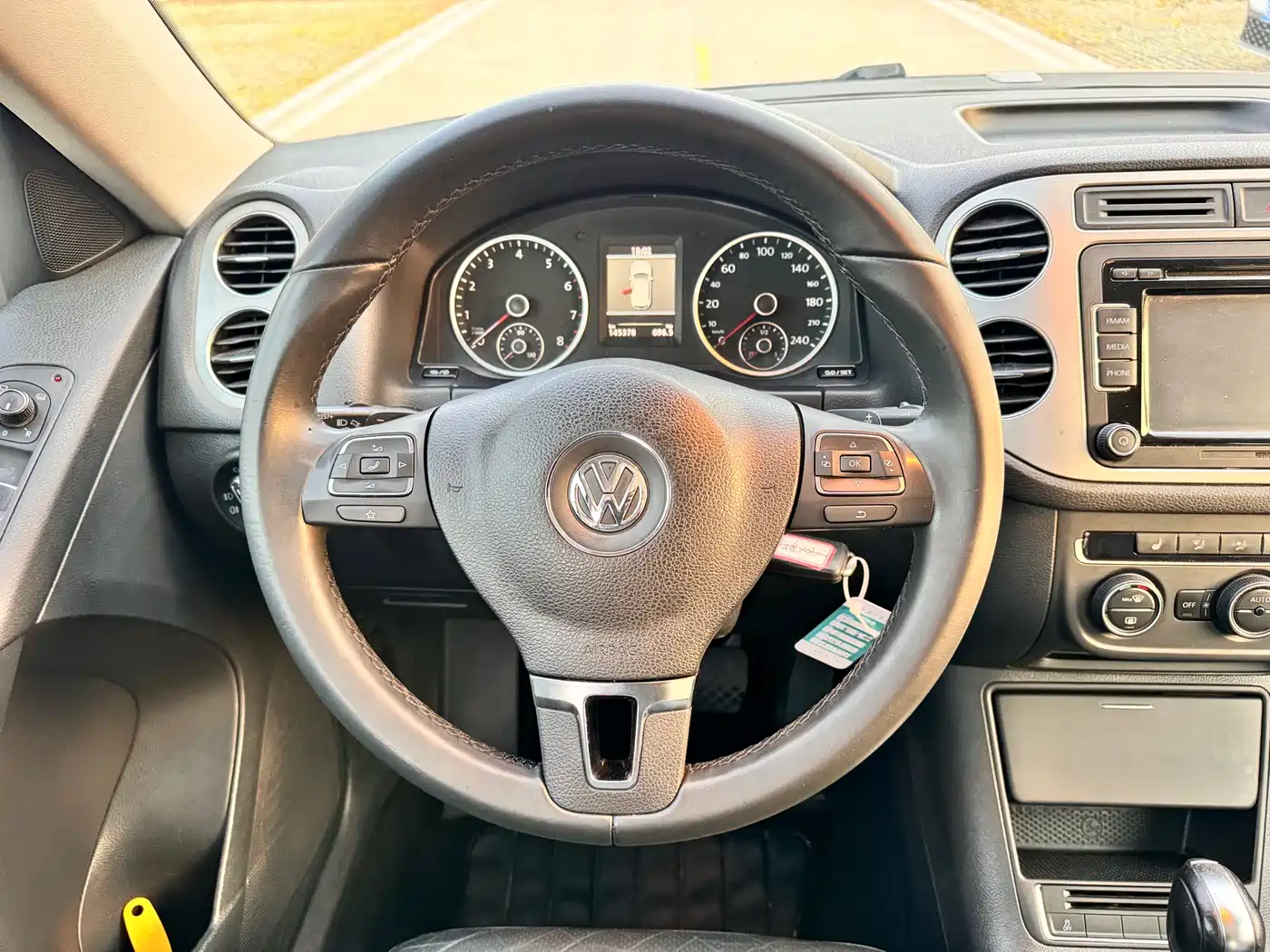 Volkswagen Tiguan 2015 1.8TSI Automatic 4WD Highline фото 15
