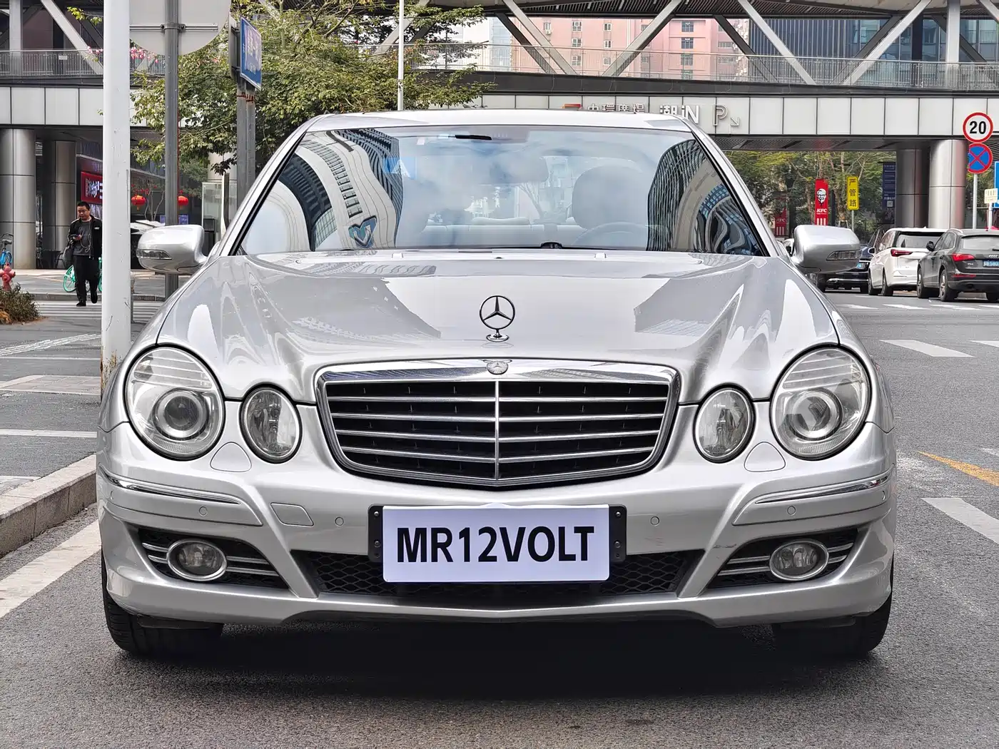 Mercedes-Benz E-Class 2008 E 230 Fashion фото 2