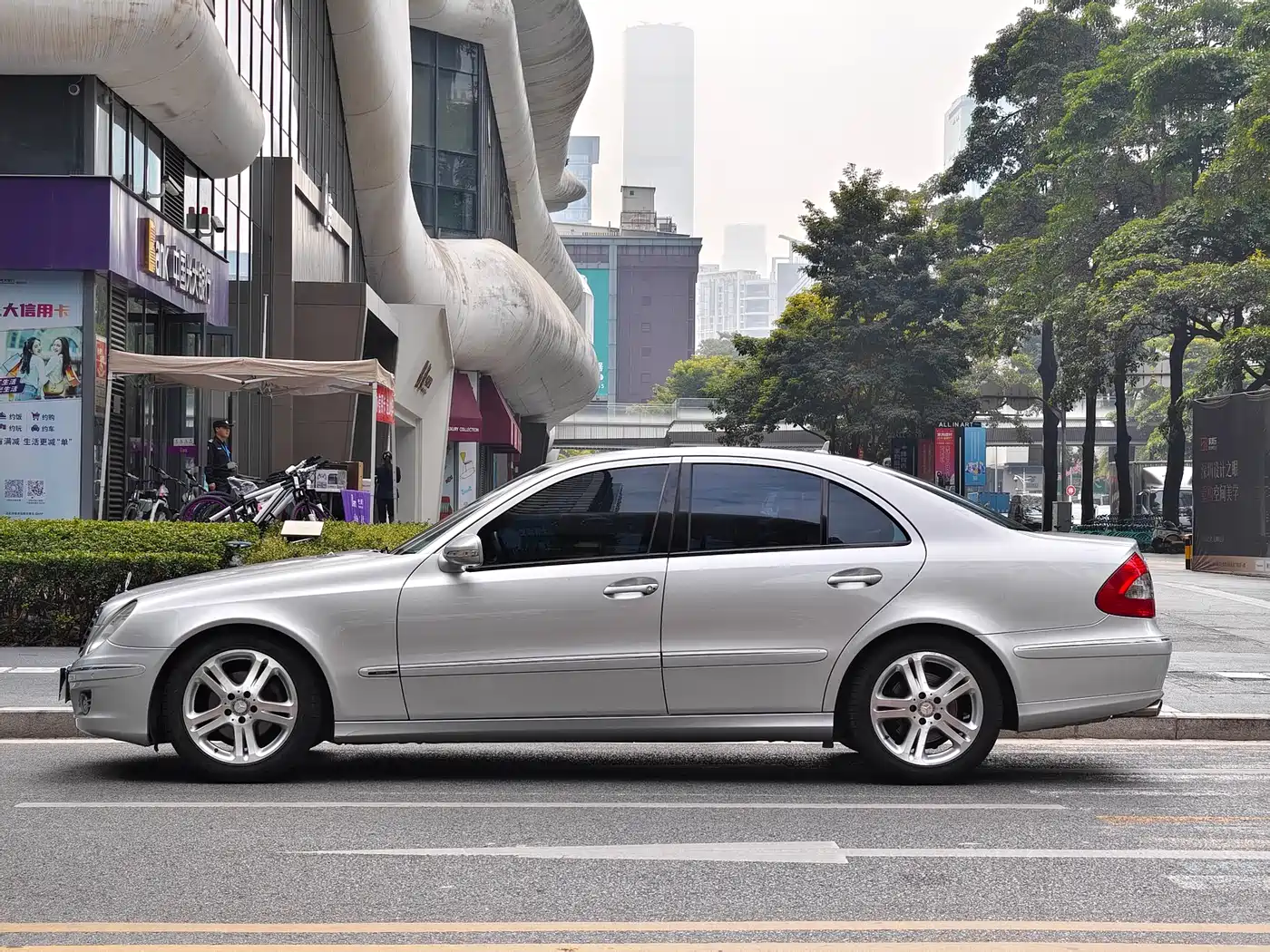 Mercedes-Benz E-Class 2008 E 230 Fashion фото 5