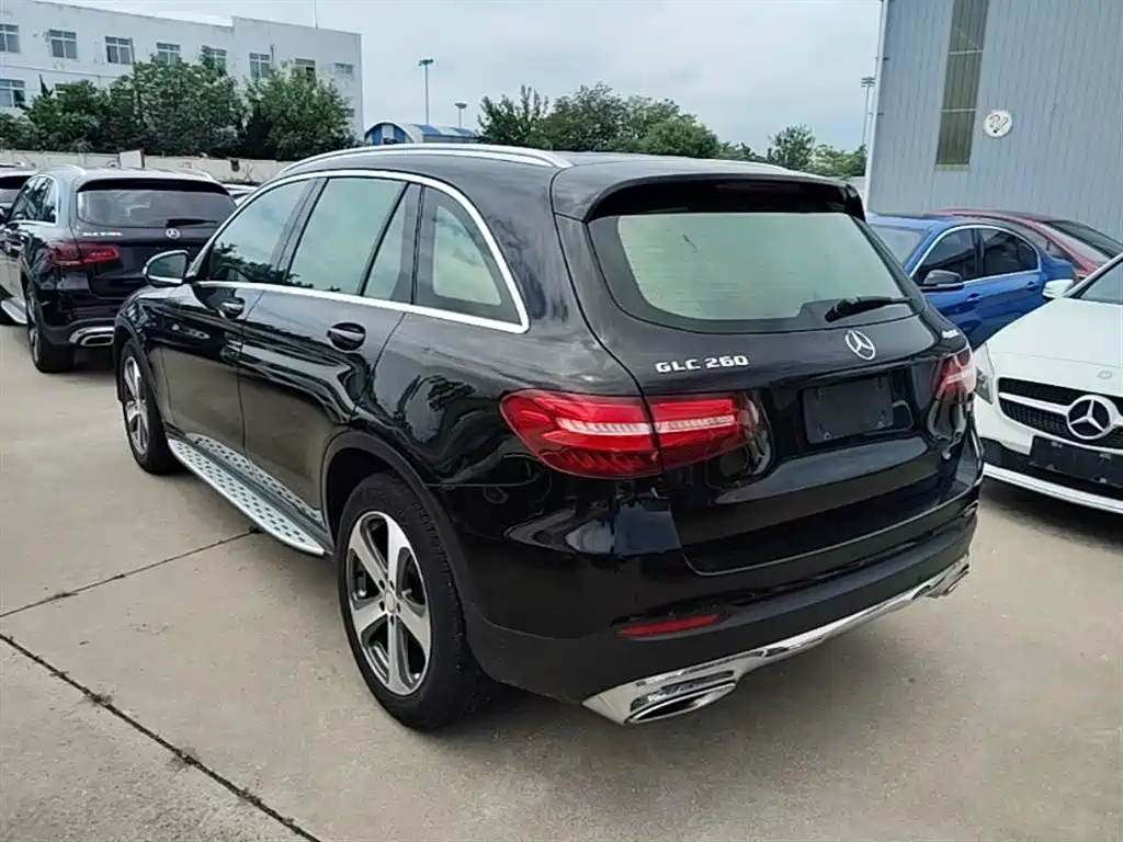Mercedes-Benz GLC 2016 GLC 260 4MATIC Luxury фото 5