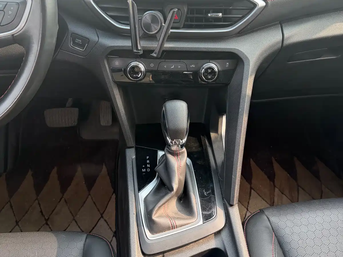 Chevrolet Volando 2019 Redline 530T Automatic Premium Enjoyment Edition (5+2 seater) China VI фото 6