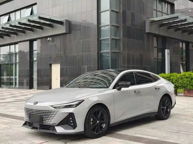Changan UNI-V 1.5T, Премиум