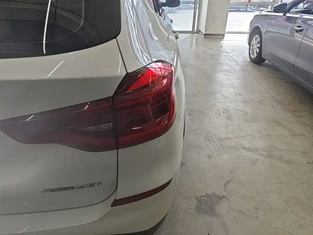 BMW X3 2018 xDrive28i Luxury Package China V фото 8