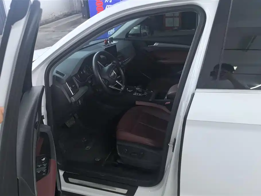 Audi Q5L 2018 40 TFSI Prestige Fashion (China V) фото 9