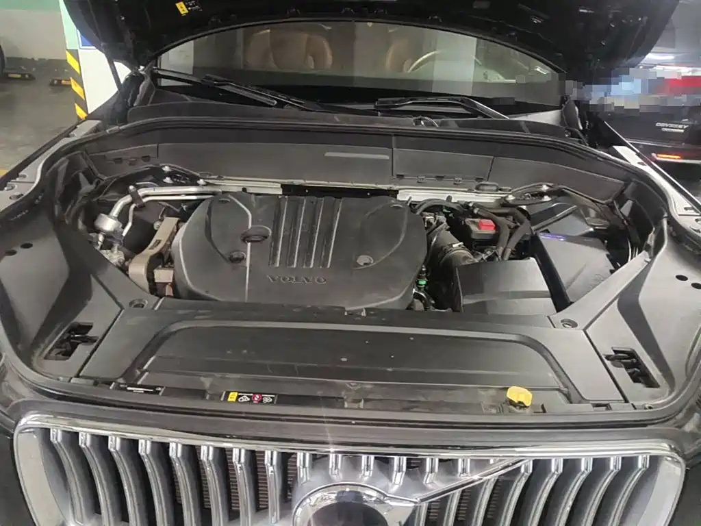 Volvo XC90 2024 2023 B5 Smart Luxury Edition 7-Seater