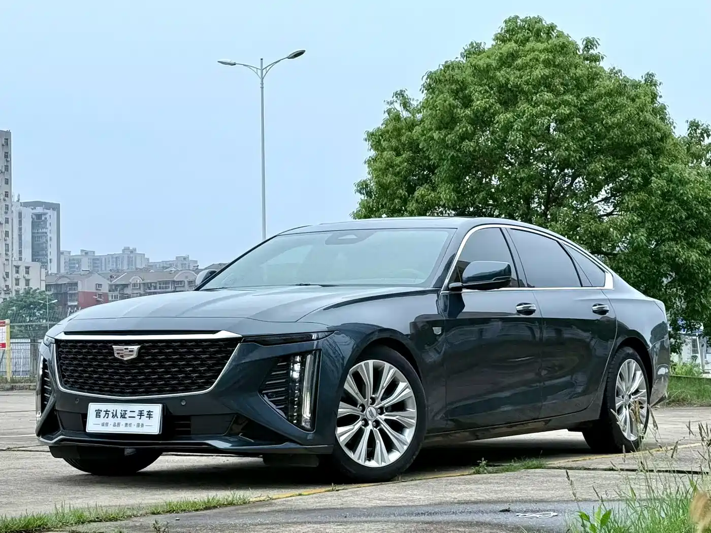 Cadillac CT6 2023 28T Platinum Model