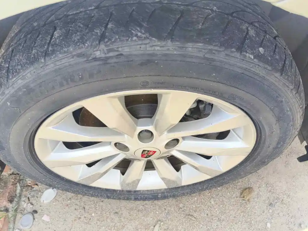 Roewe i6 New Energy 2019 2017 45T Hybrid Connected Smart Enjoyment Edition