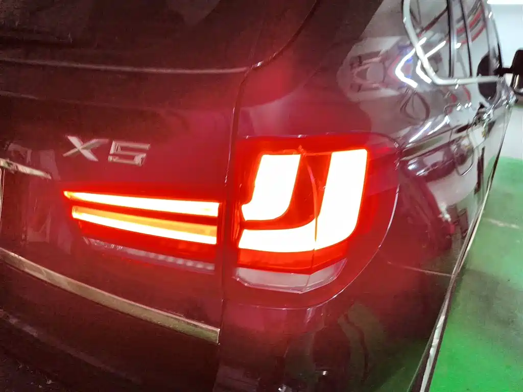 BMW X5 (Import) 2014 xDrive35i Leading фото 24