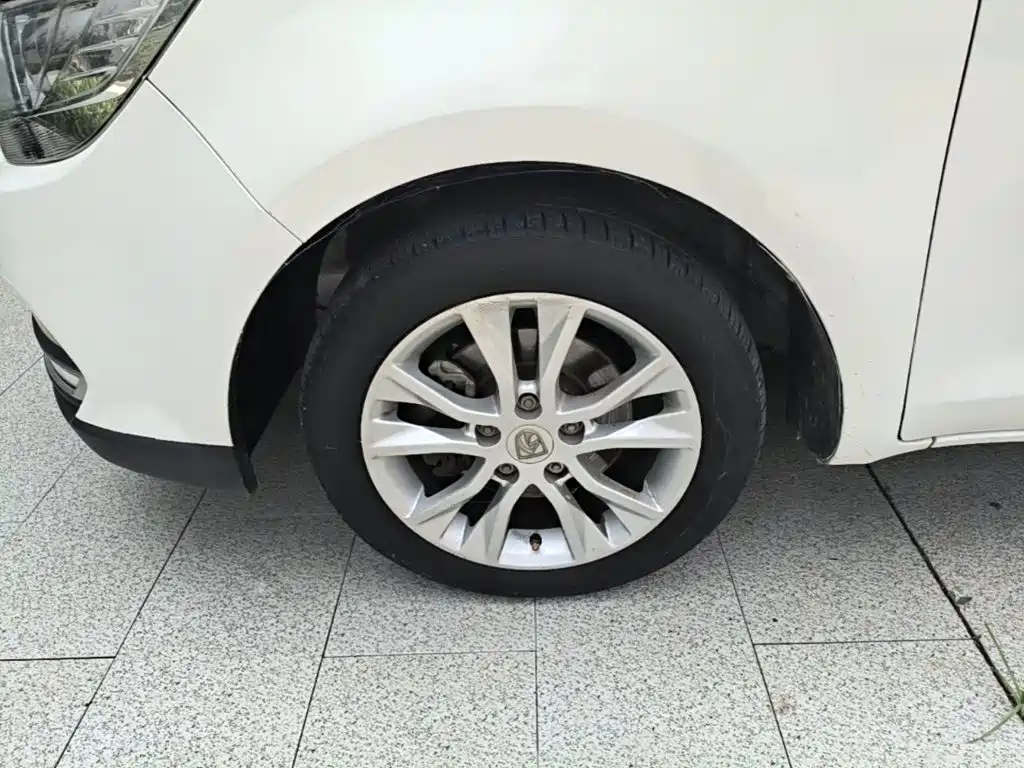 Baojun 730 2021 2019 1.5L Manual Value Edition 7-Seater China VI