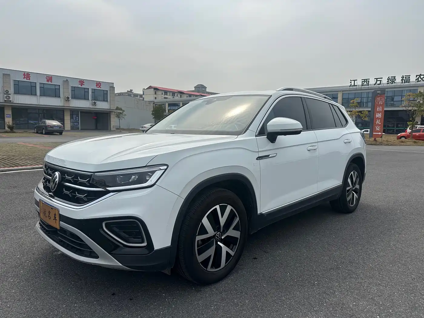 Volkswagen Tayron 2023 330TSI 2WD Luxury Plus Advanced Edition
