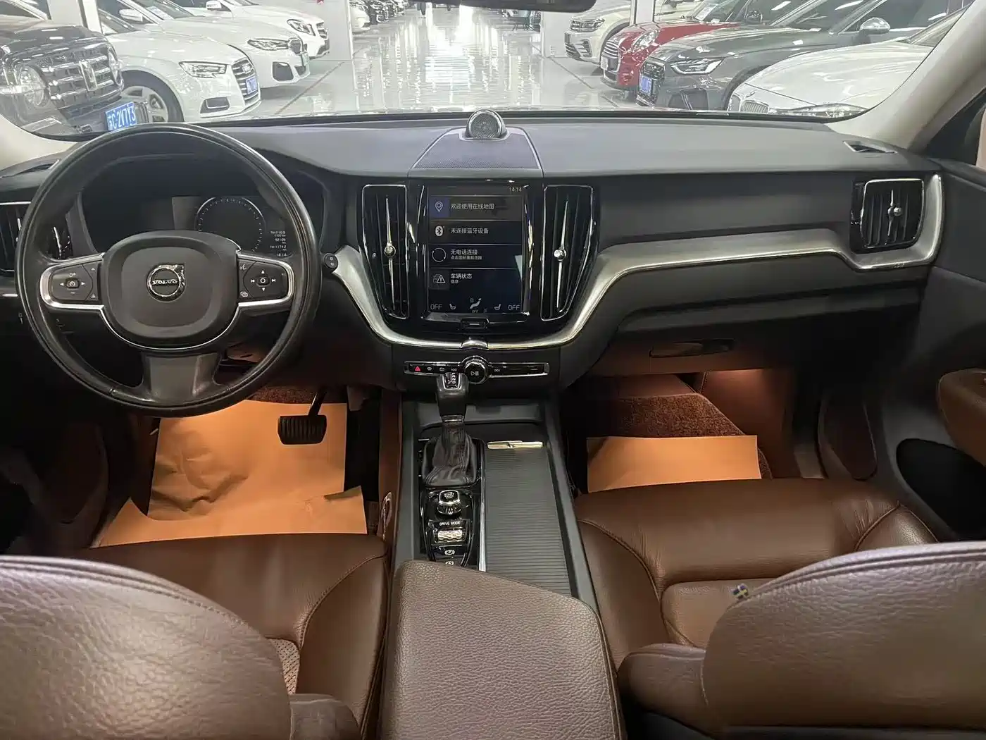 Фото 7 - Volvo XC60