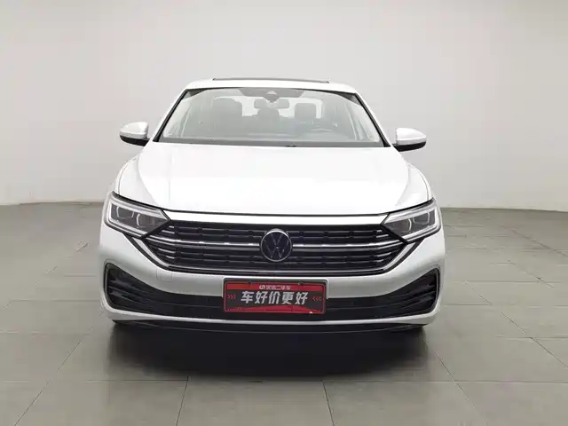 Volkswagen Sagitar 2025 300TSI DSG Surpass Edition — фото 3